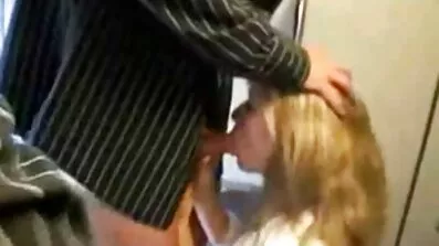 ជីតាបានទិញអំណោយទាននិង fucked នៅក្នុងរន្ធទាំងអស់ mercantile ស្រឡាញ់