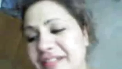 ស្គាល់គ្នា busty ចាស់ទុំ latina បន្តជាមួយរន្ធគូថ