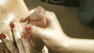 ក្រុម Super-fucking-ក្តៅ pussy បរិភោគសម្រាប់ប៊ីប៊ី provocato